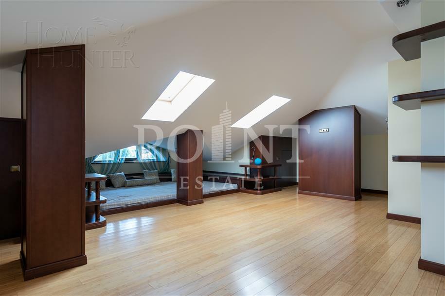 3-этажный коттедж 860 м² с отделкой