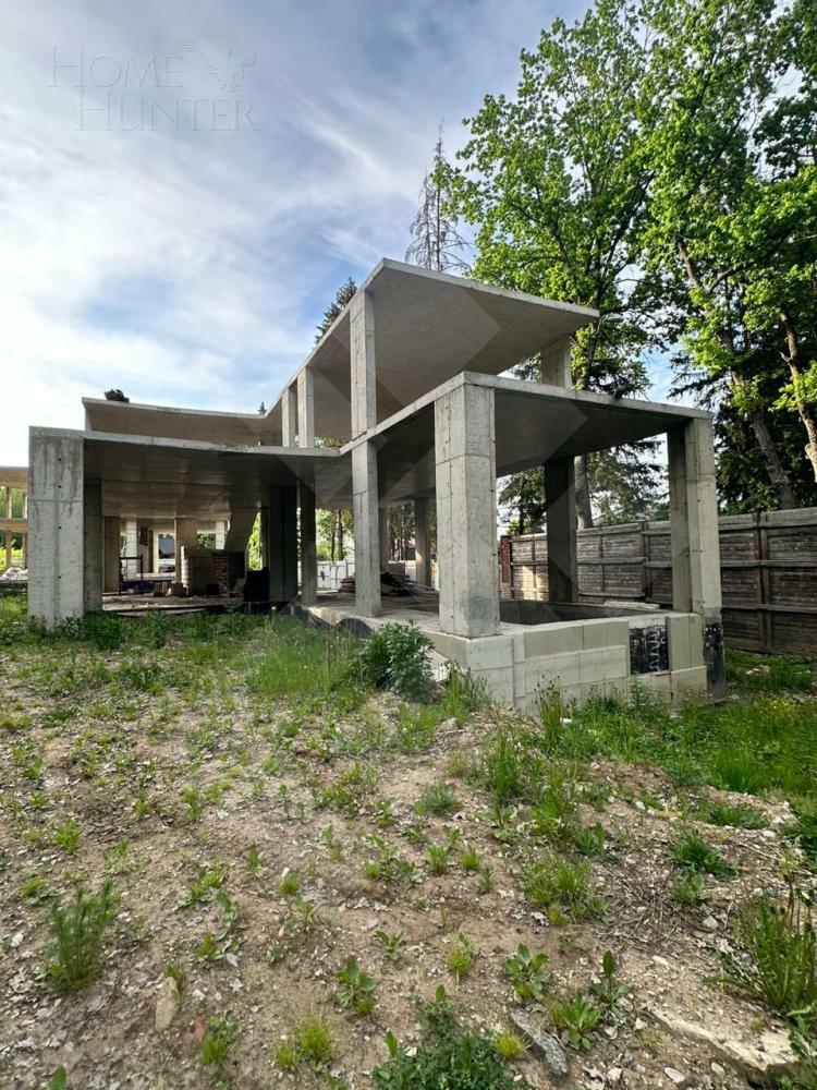 2-этажный коттедж 500 м² без отделки