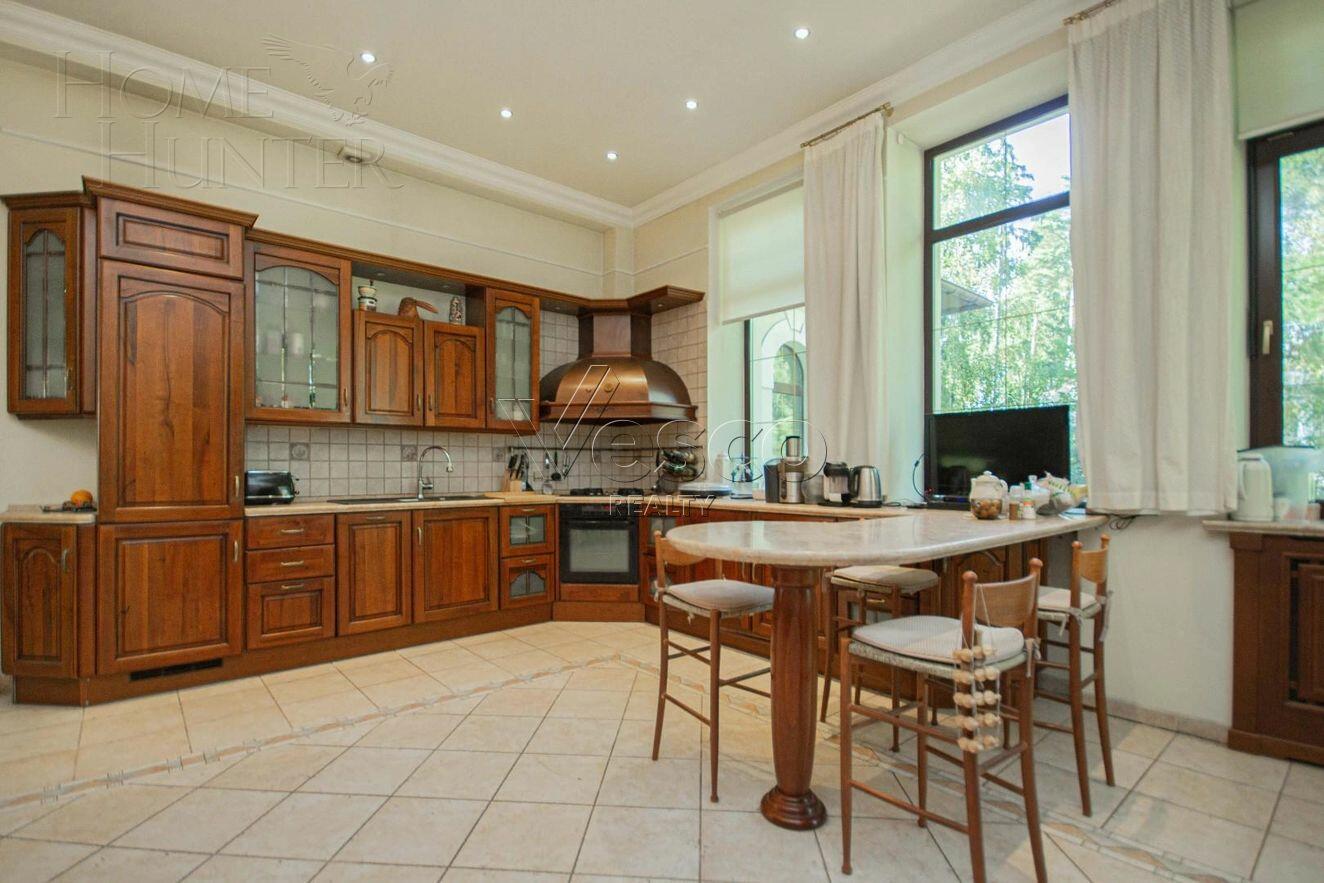 2-этажный коттедж 462 м² с отделкой