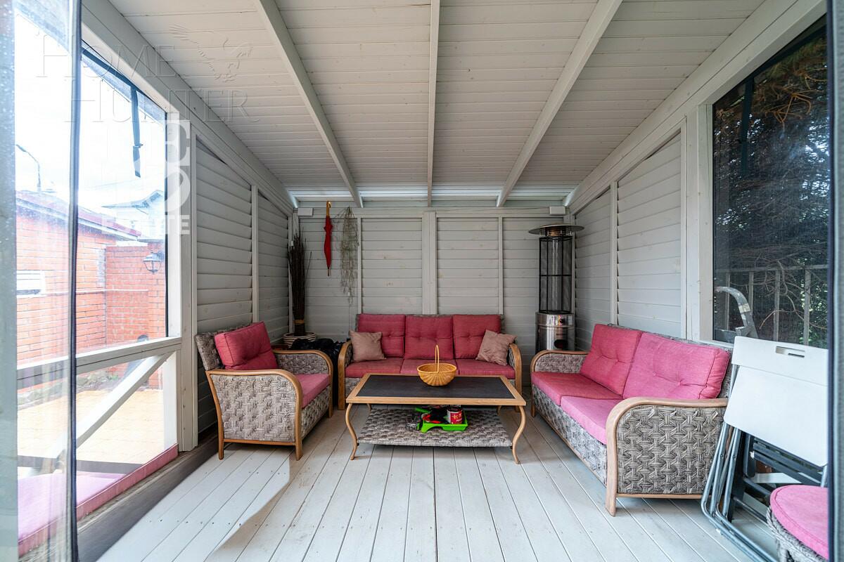 4-этажный таунхаус 220 м² с отделкой