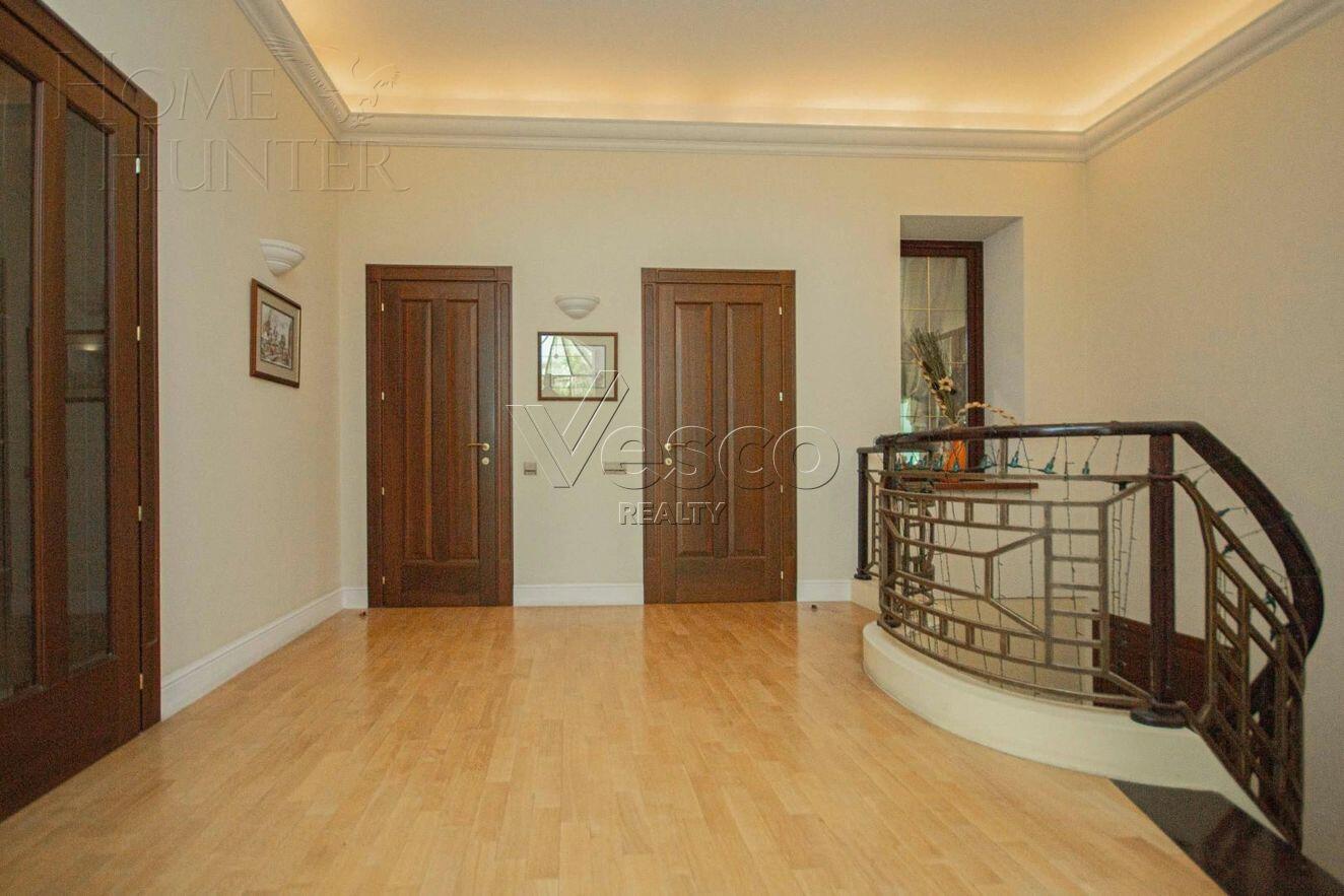 2-этажный коттедж 462 м² с отделкой