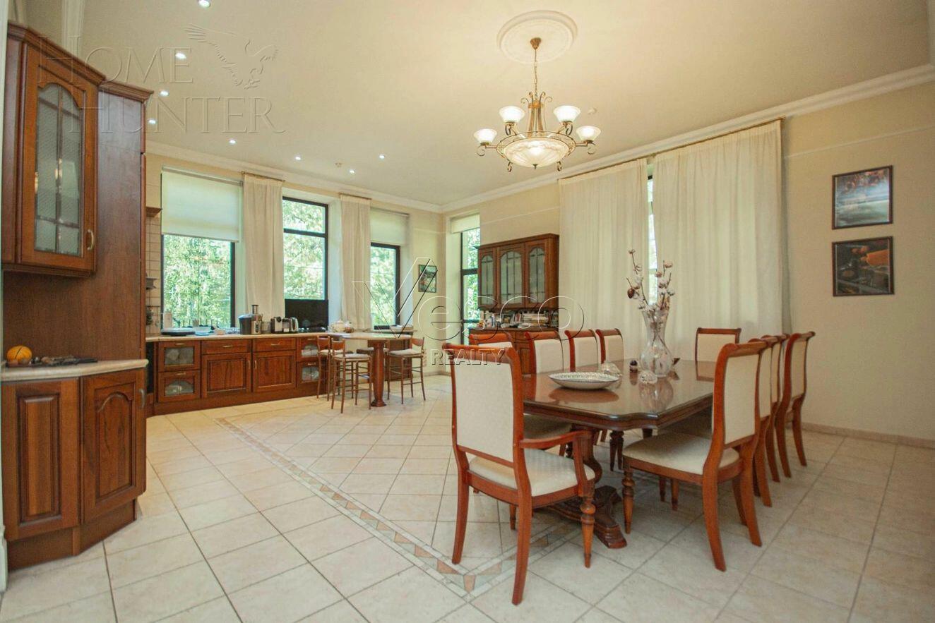 2-этажный коттедж 462 м² с отделкой