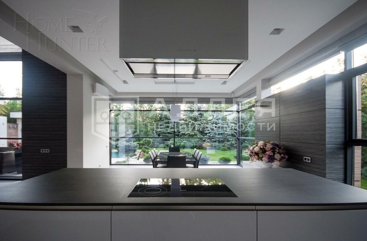 3-этажный коттедж 1 450 м² с отделкой