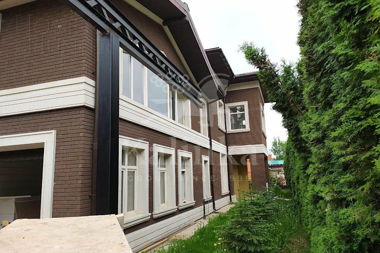 2-этажный коттедж 650 м² без отделки