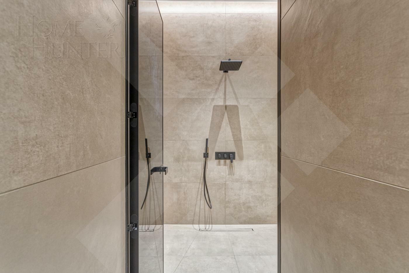 4-КОМН. КВАРТИРА С ОТДЕЛКОЙ 250.25 М² НА 4 ЭТАЖЕ