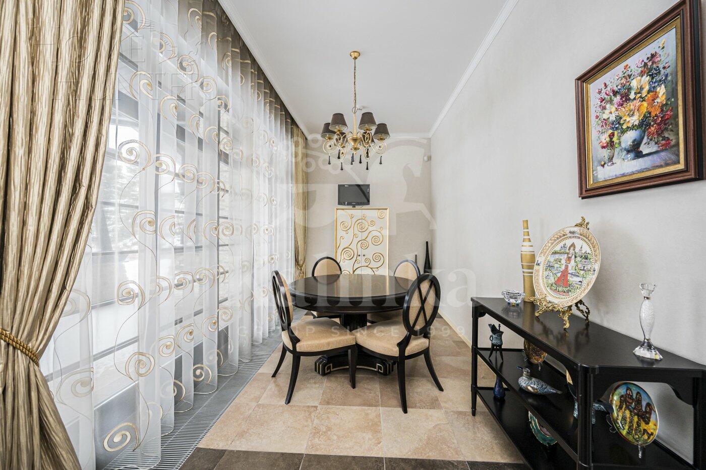 2-этажный коттедж 528 м² с отделкой