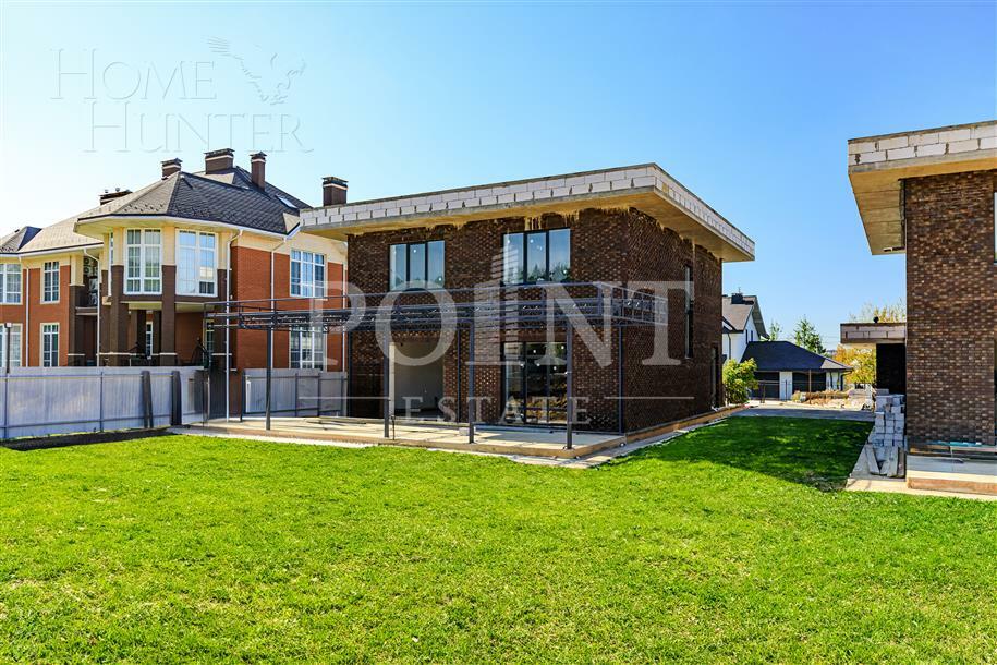 2-этажный коттедж 340 м² без отделки