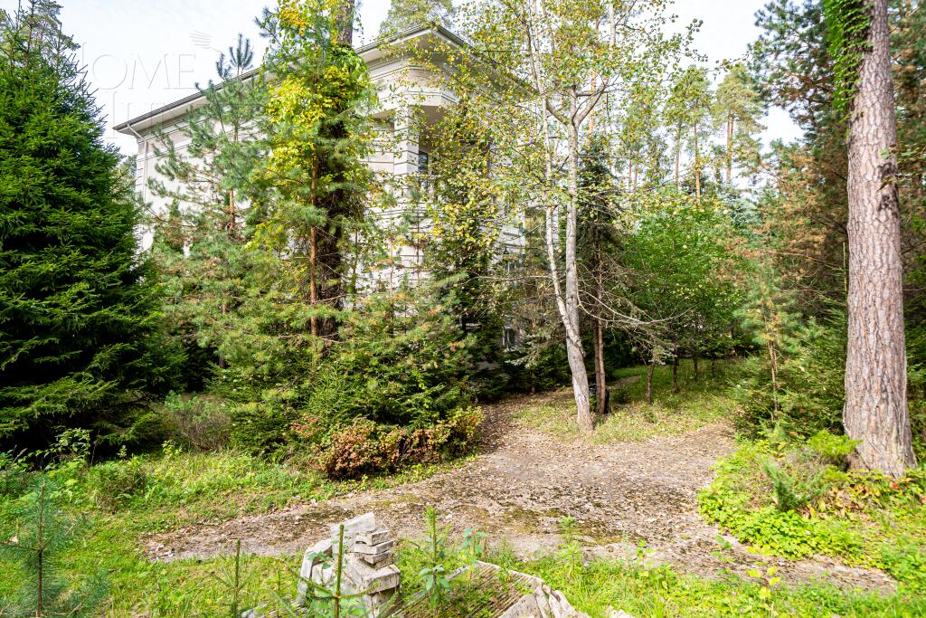 2-этажный коттедж 696 м² с отделкой