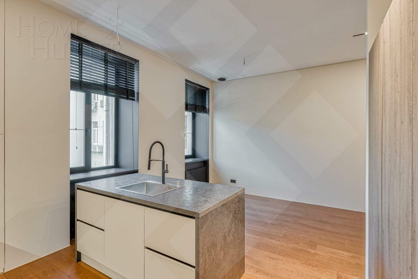 4-КОМН. КВАРТИРА С ОТДЕЛКОЙ 250.25 М² НА 4 ЭТАЖЕ