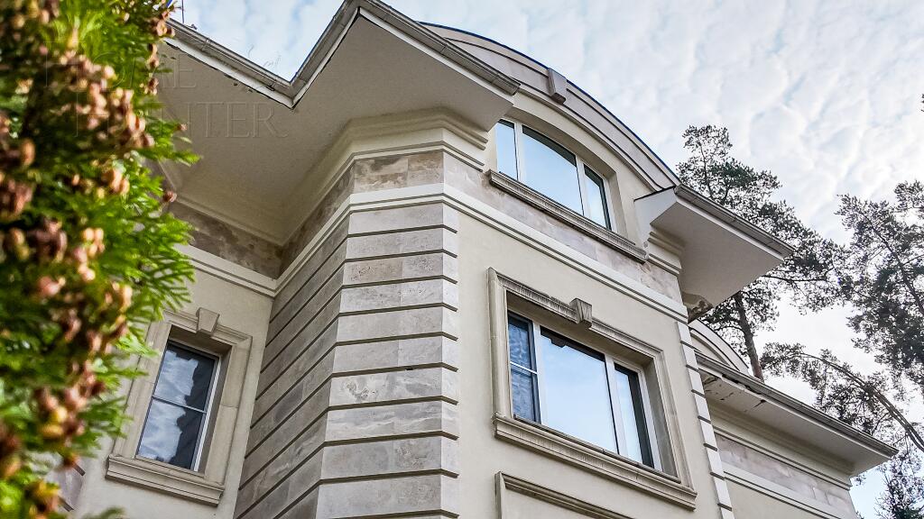 2-этажный коттедж 696 м² с отделкой