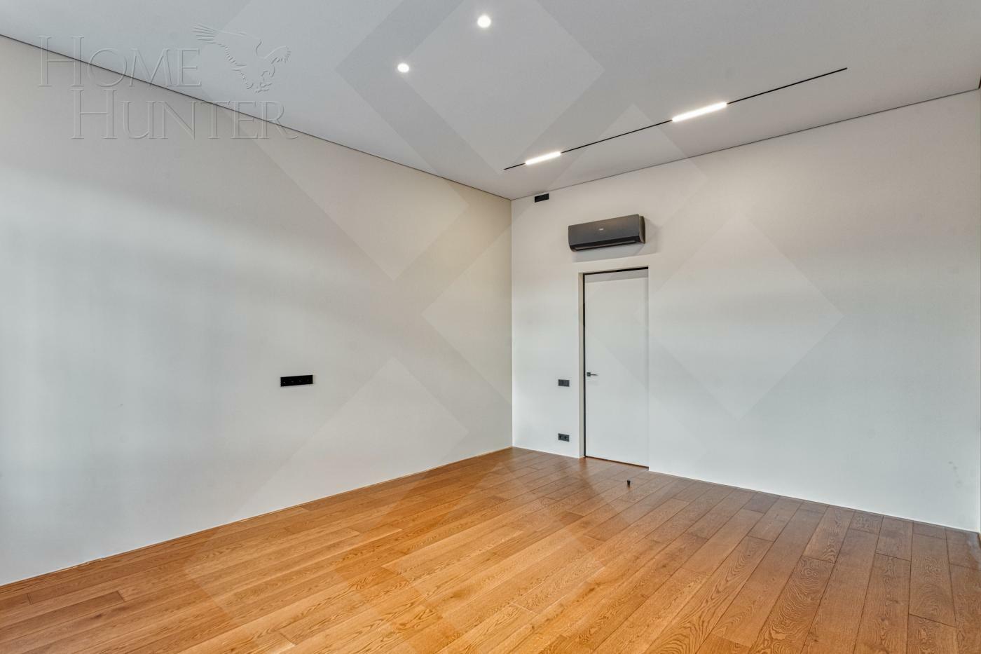 4-КОМН. КВАРТИРА С ОТДЕЛКОЙ 250.25 М² НА 4 ЭТАЖЕ