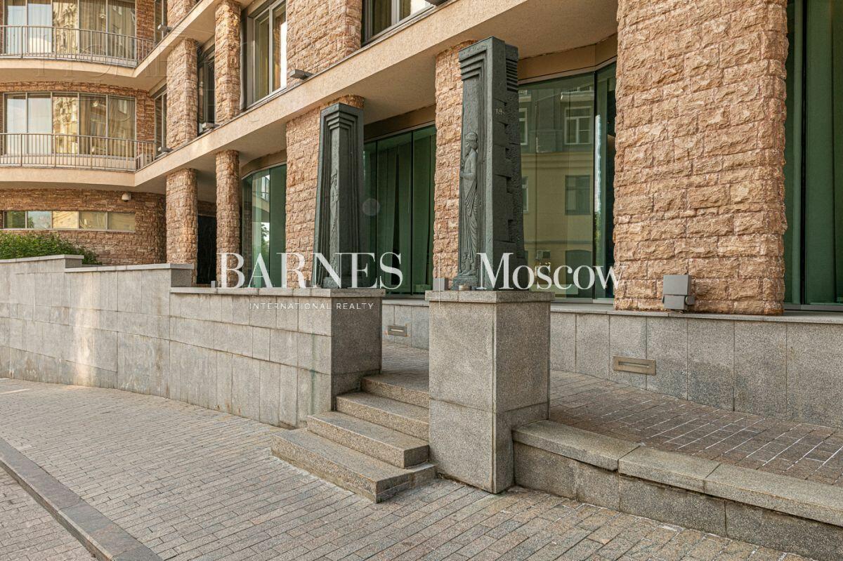 2-КОМН. КВАРТИРА С ОТДЕЛКОЙ 125.4 М² НА 8 ЭТАЖЕ