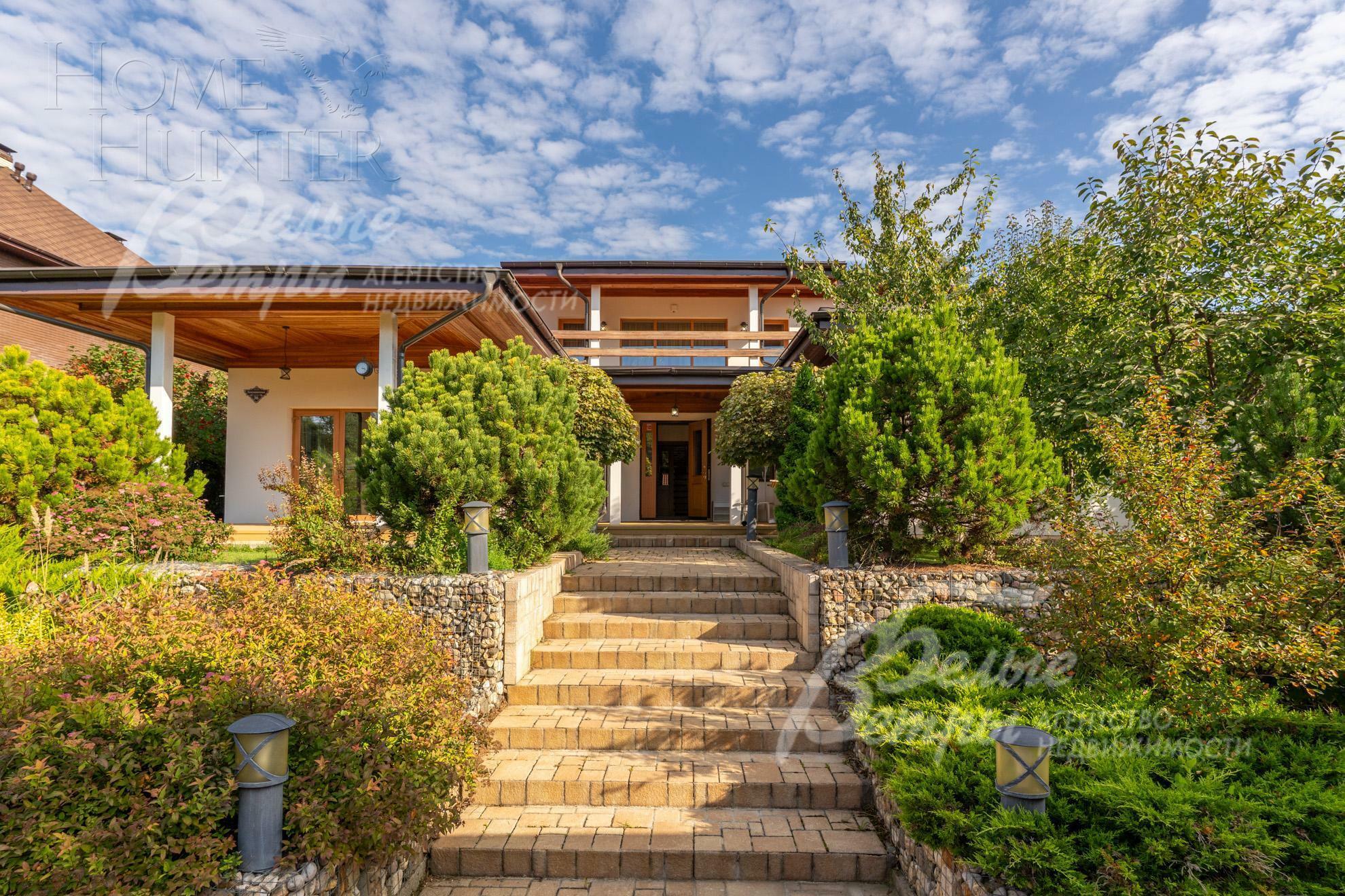 2-этажный коттедж 500 м² с отделкой