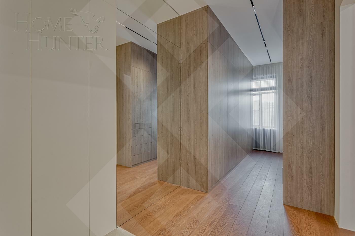 4-КОМН. КВАРТИРА С ОТДЕЛКОЙ 250.25 М² НА 4 ЭТАЖЕ