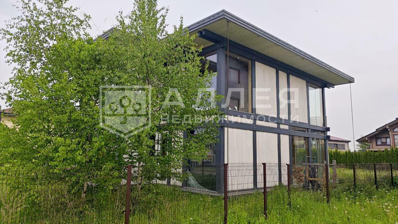 2-этажный коттедж 350 м² с отделкой