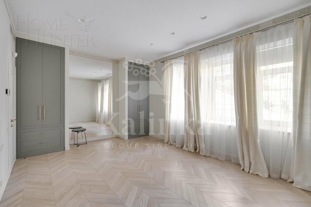 2-этажный коттедж 600 м² с отделкой