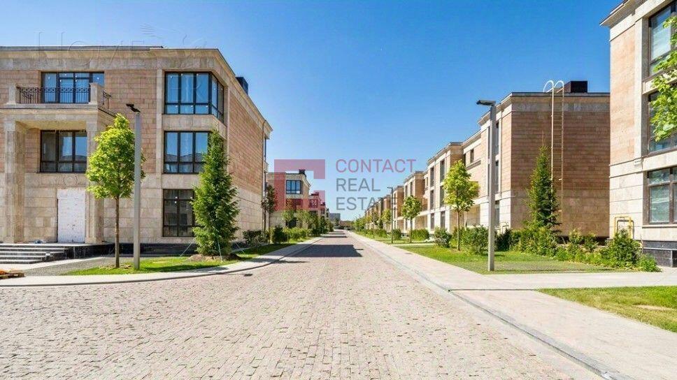 3-этажный коттедж 856 м² без отделки