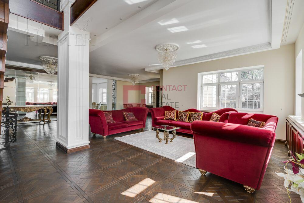 2-этажный коттедж 817 м² с отделкой