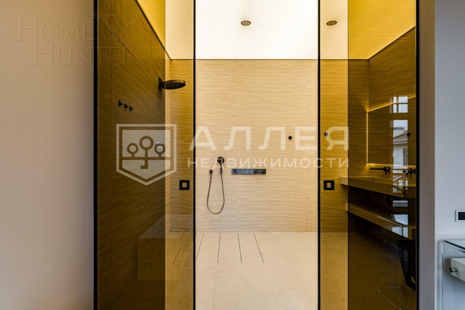 2-этажный таунхаус 289 м² с отделкой