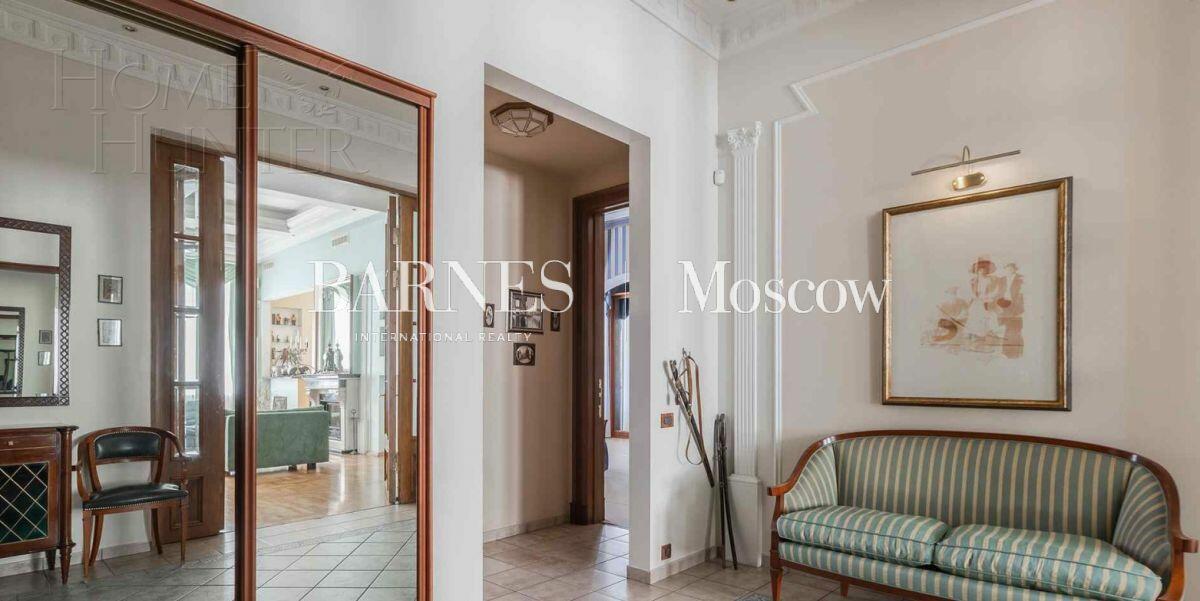 5-КОМН. КВАРТИРА С ОТДЕЛКОЙ 220 М² НА 4 ЭТАЖЕ