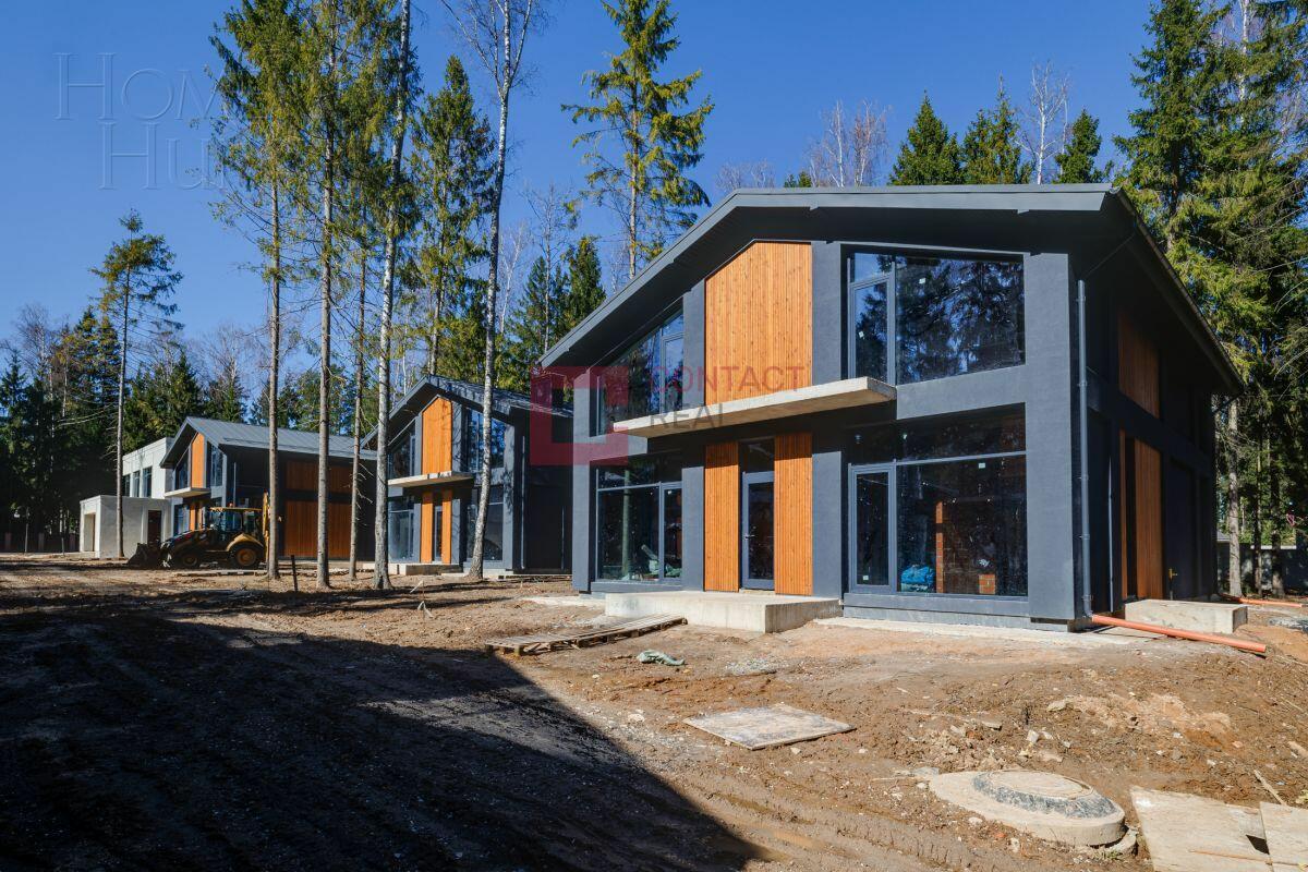 2-этажный коттедж 306 м² без отделки