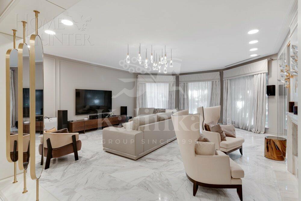 2-этажный коттедж 600 м² с отделкой