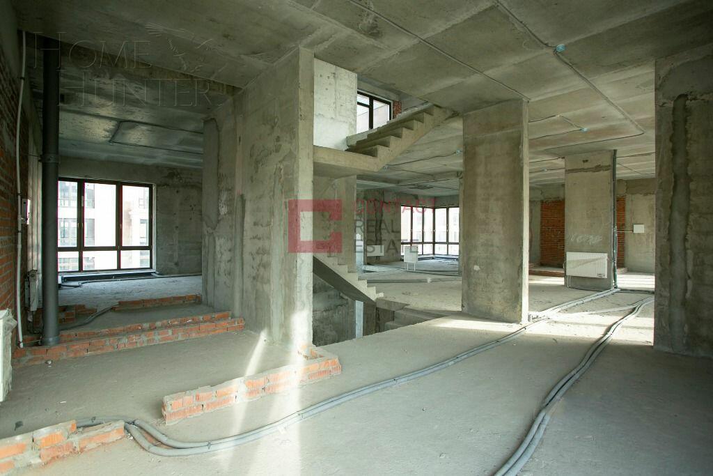 3-этажный таунхаус 412.3 м² без отделки