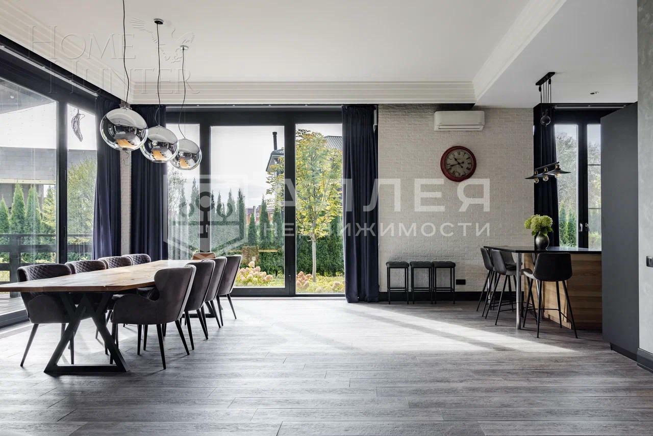 2-этажный коттедж 440 м² с отделкой