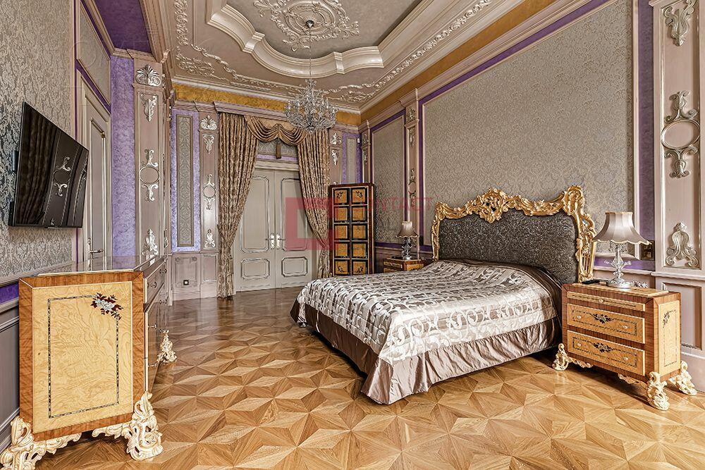 3-этажный коттедж 3 000 м² с отделкой