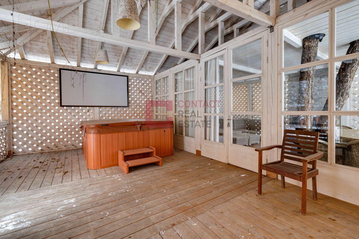 3-этажный коттедж 400 м² с отделкой