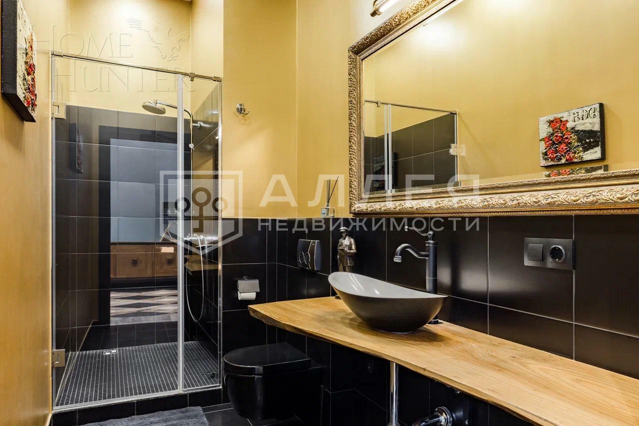 2-этажный коттедж 440 м² с отделкой