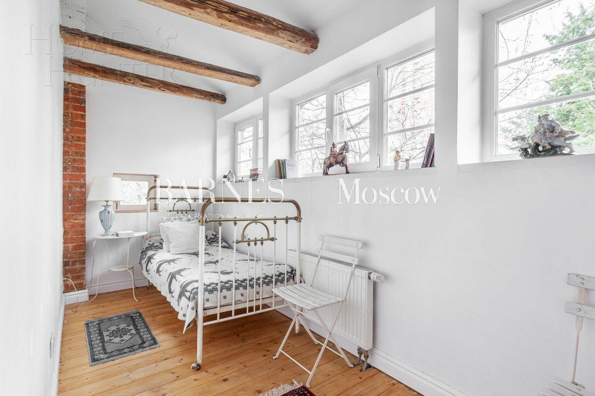 12-КОМН. ОСОБНЯК С ОТДЕЛКОЙ 1 200 М² НА 1 ЭТАЖЕ