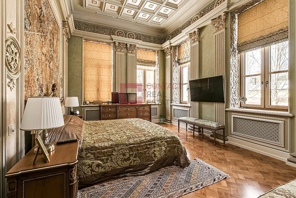 3-этажный коттедж 3 000 м² с отделкой