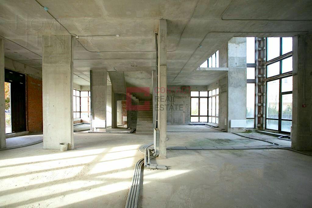 3-этажный коттедж 856 м² без отделки