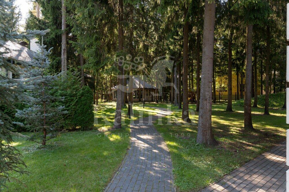 2-этажный коттедж 600 м² с отделкой