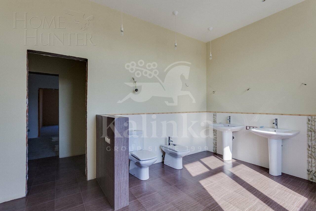 2-этажный коттедж 800 м² с отделкой