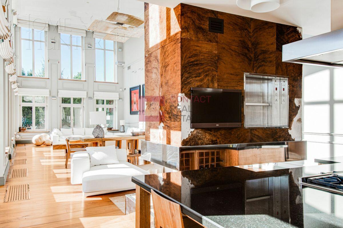 2-этажный коттедж 985 м² с отделкой