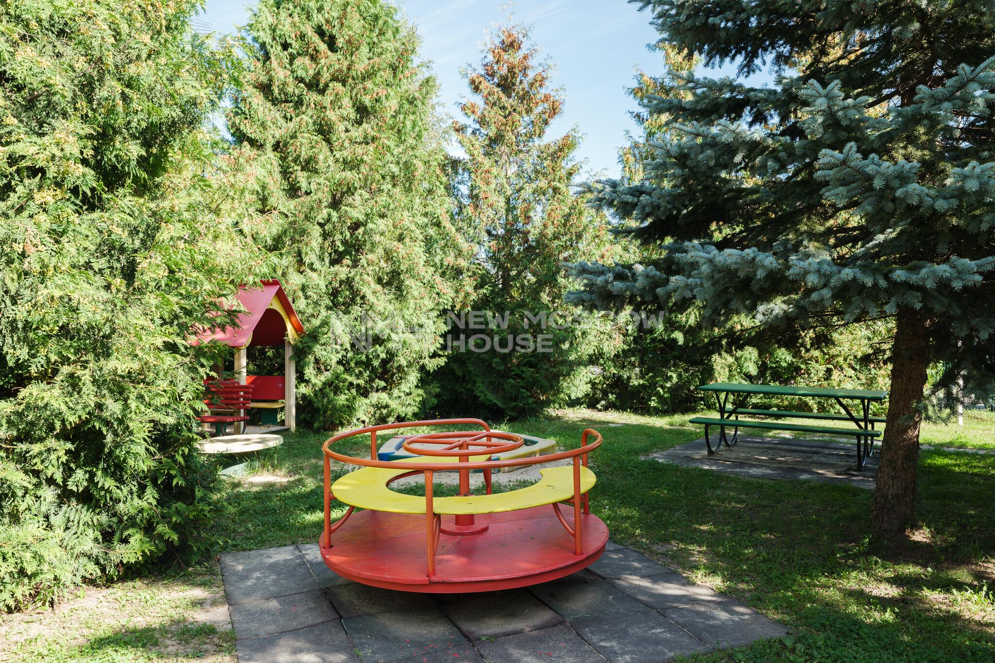 Участок 15 сот. в охраняемом поселке