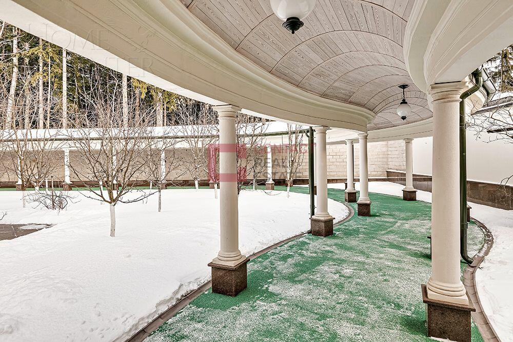 3-этажный коттедж 3 000 м² с отделкой