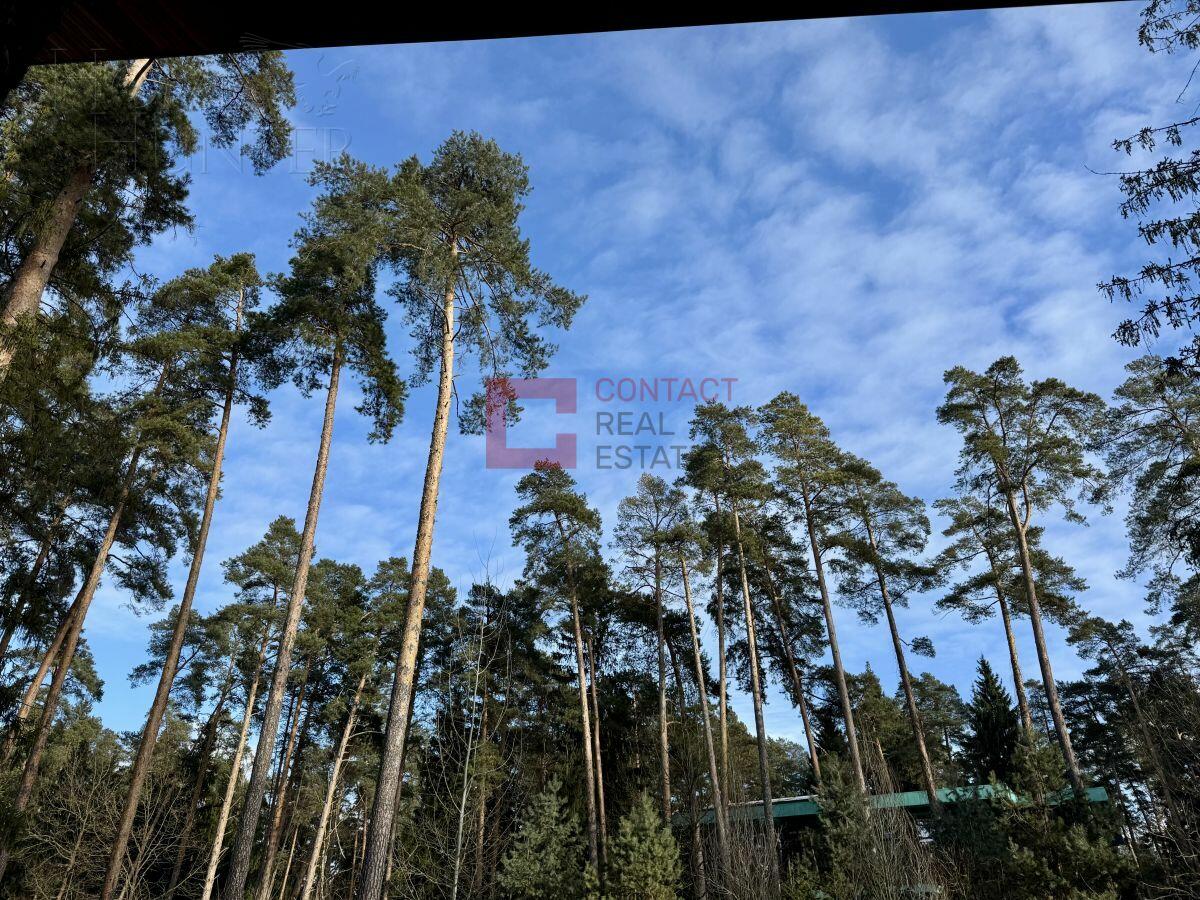 2-этажный коттедж 1 200 м² без отделки