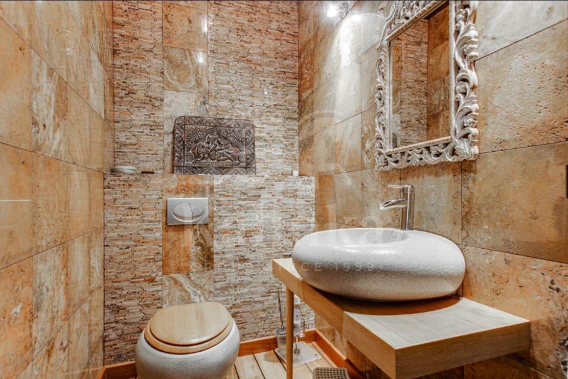 2-этажный коттедж 763 м² с отделкой