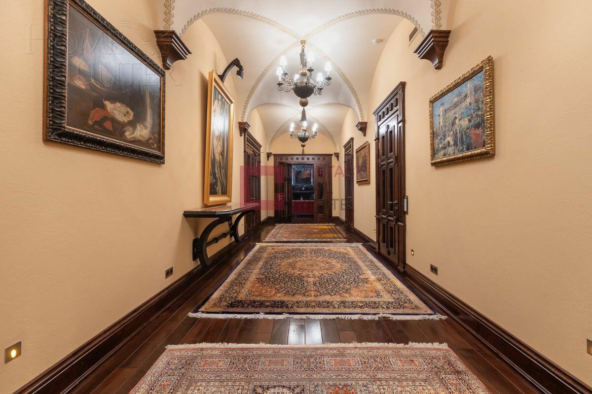 2-этажный коттедж 1 091 м² с отделкой