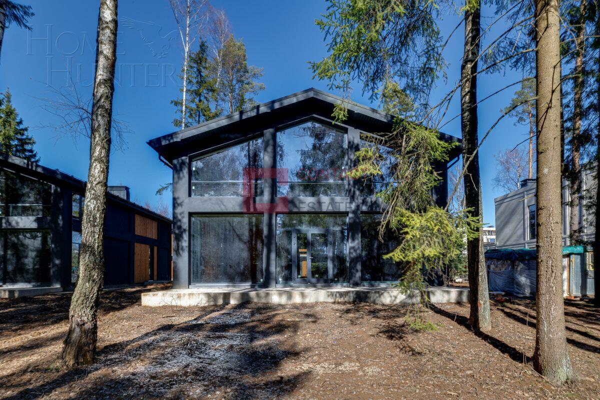 2-этажный коттедж 306 м² без отделки