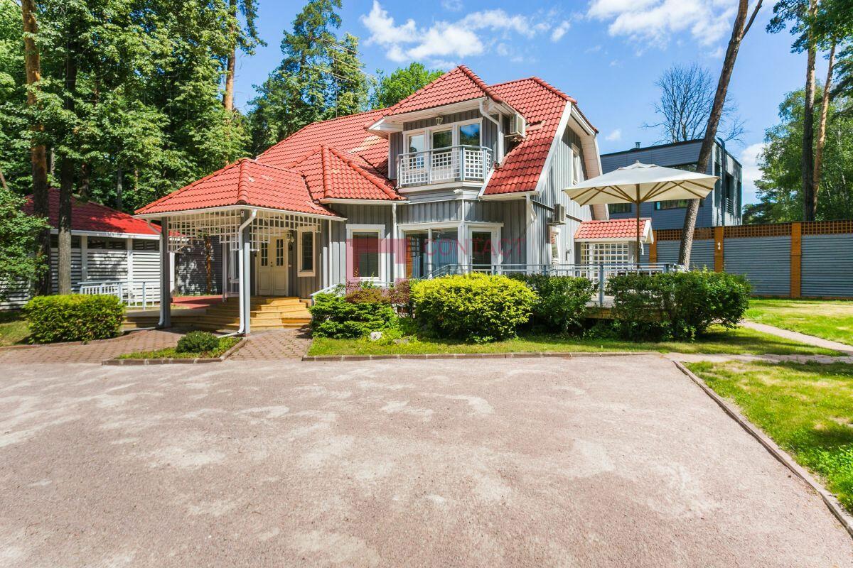 2-этажный коттедж 207.8 м² с отделкой