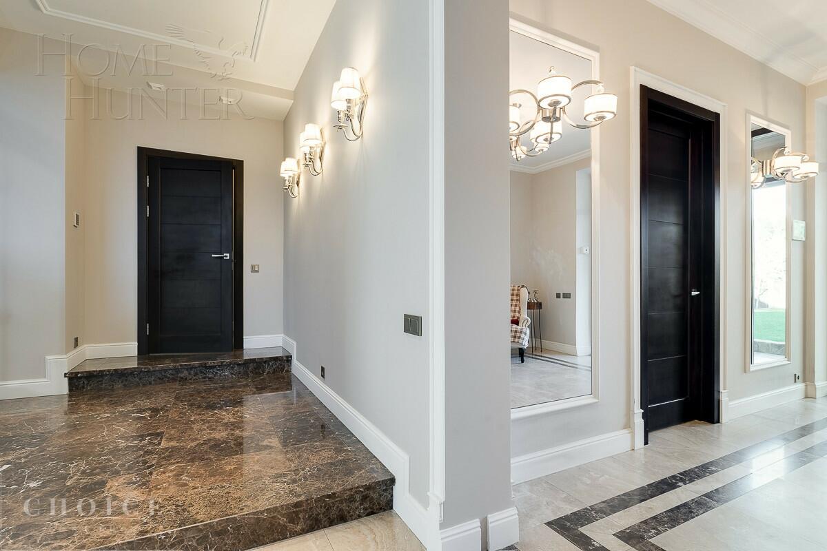 2-этажный коттедж 360 м² с отделкой