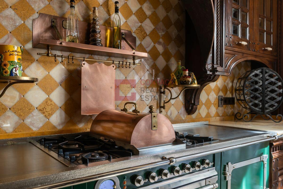 2-этажный коттедж 1 091 м² с отделкой