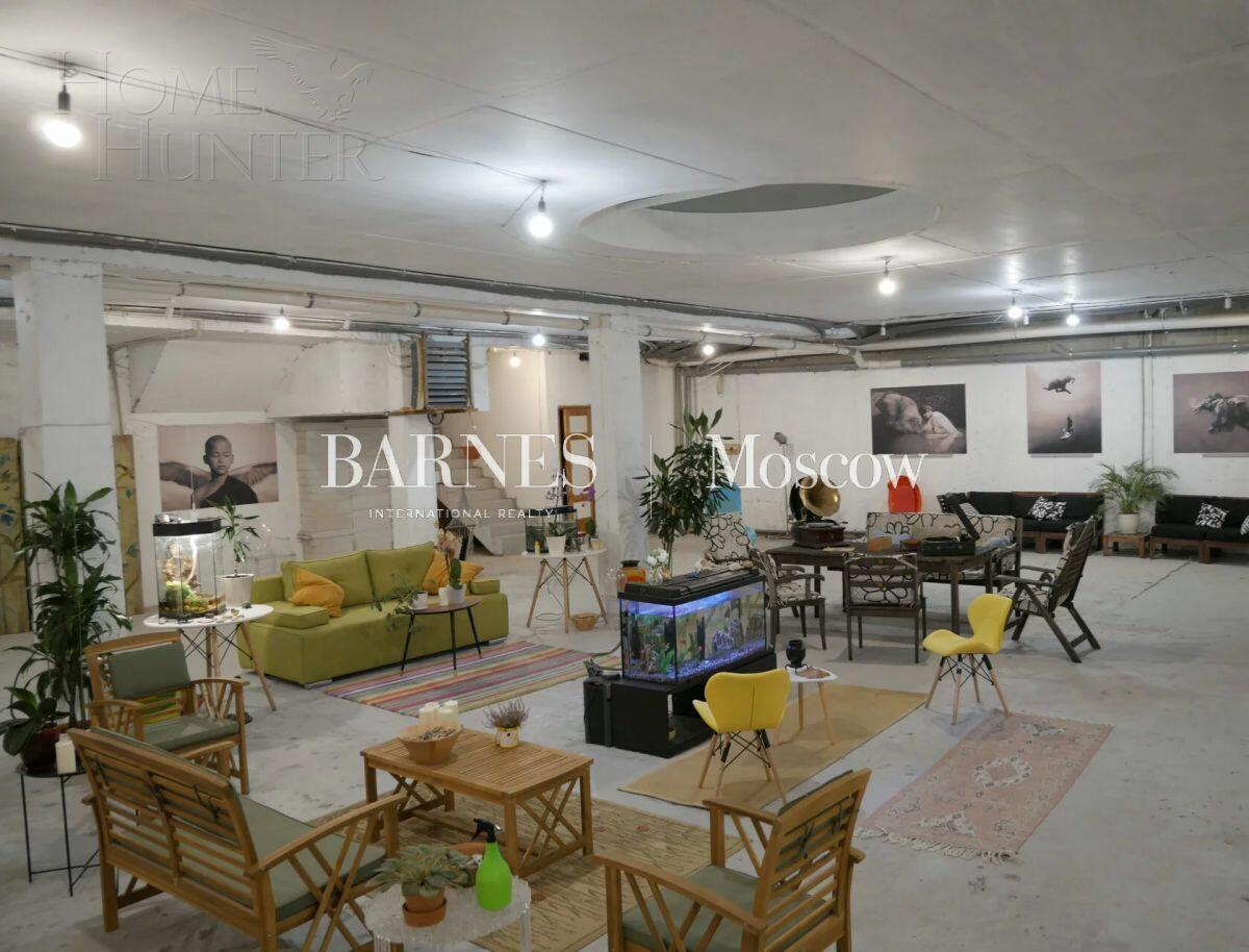 12-КОМН. ОСОБНЯК С ОТДЕЛКОЙ 1 200 М² НА 1 ЭТАЖЕ