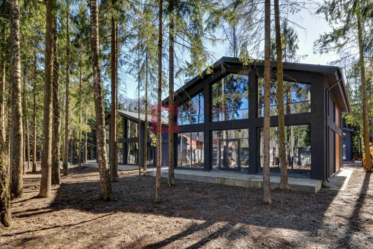 2-этажный коттедж 306 м² без отделки