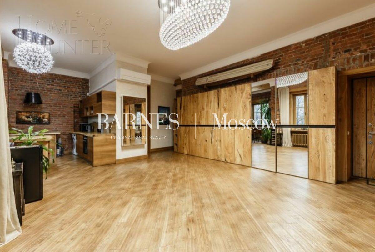 30-КОМН. КВАРТИРА С ОТДЕЛКОЙ 100.8 М² НА 3 ЭТАЖЕ