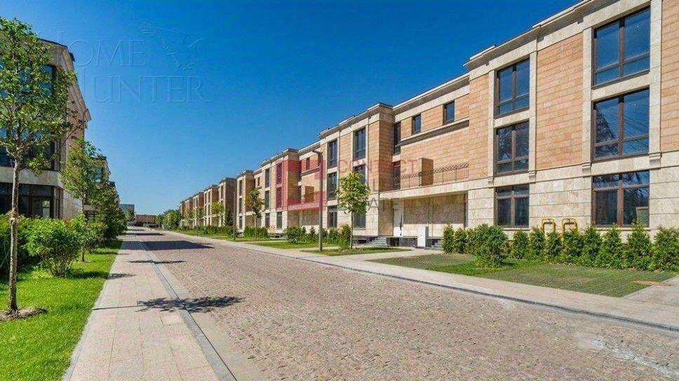 3-этажный коттедж 856 м² без отделки